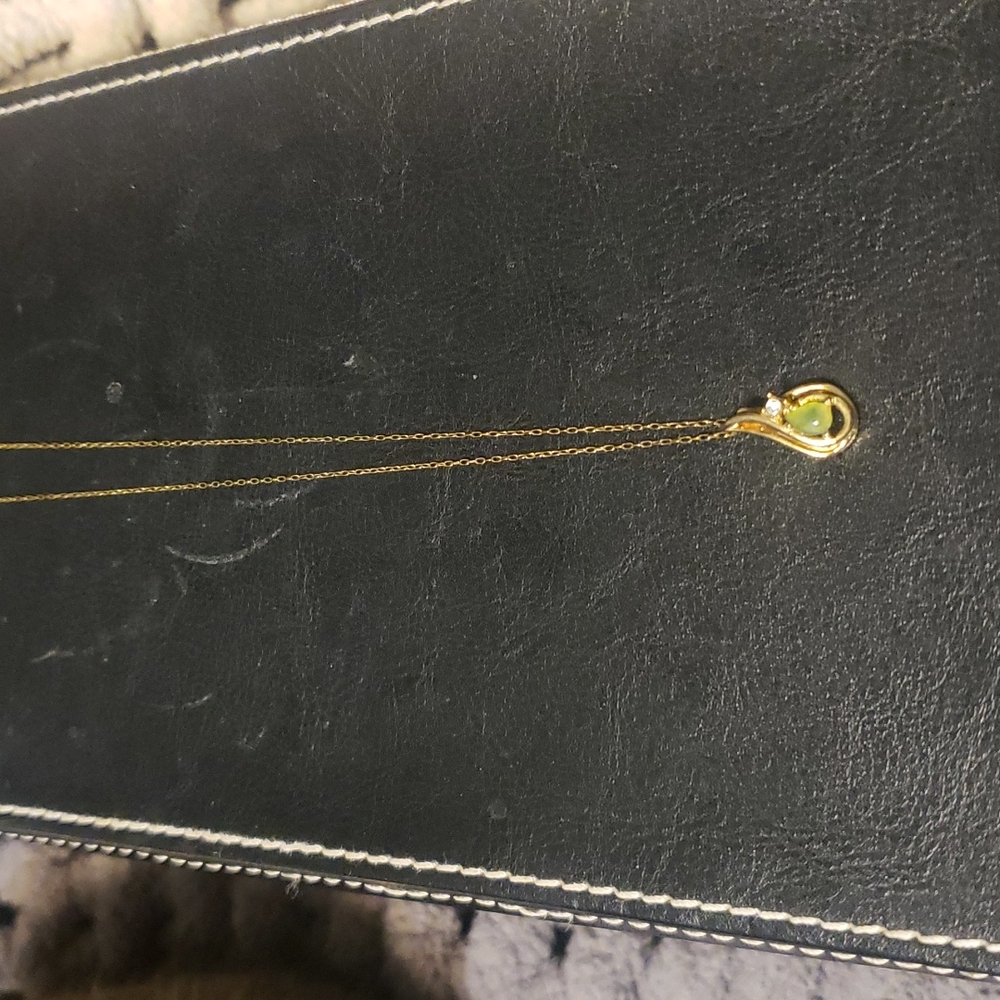 Gold necklace 14k, with beautiful pendant